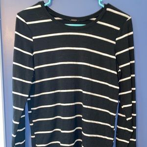 Black and White stripe long sleeve